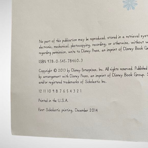 Scholastic Disney Sofia the First Holiday in Enchancia Aurora 2014 Soft Book - Picture 3 of 5